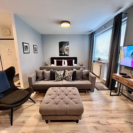 באנסקה ביסטריצה Bl - The Executive Suite, Boru - 24Hr Self Check-In, Free Private Parking, Balcony With Mountain View, 5 Minute Walk To City Center מראה חיצוני תמונה